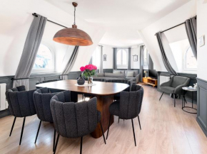 LivinParis - Luxury AC 2 & 3 Bedrooms Le Louvre